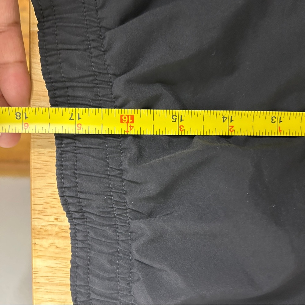 New Balance Men's Dark Gray Athletic Shorts - Picture 7 of 10